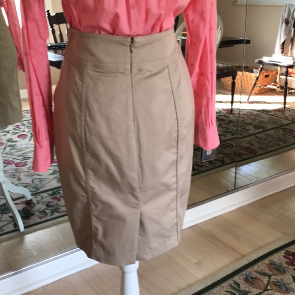 Ann Taylor pencil skirt - Picture 5 of 8